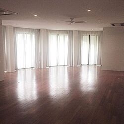 First Avenue (D10), Detached #596432301